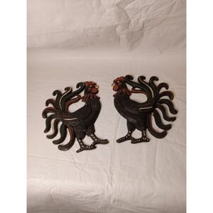 Vintage Set 2 Black Cast Iron Roosters Trivet Wall Hangings T1